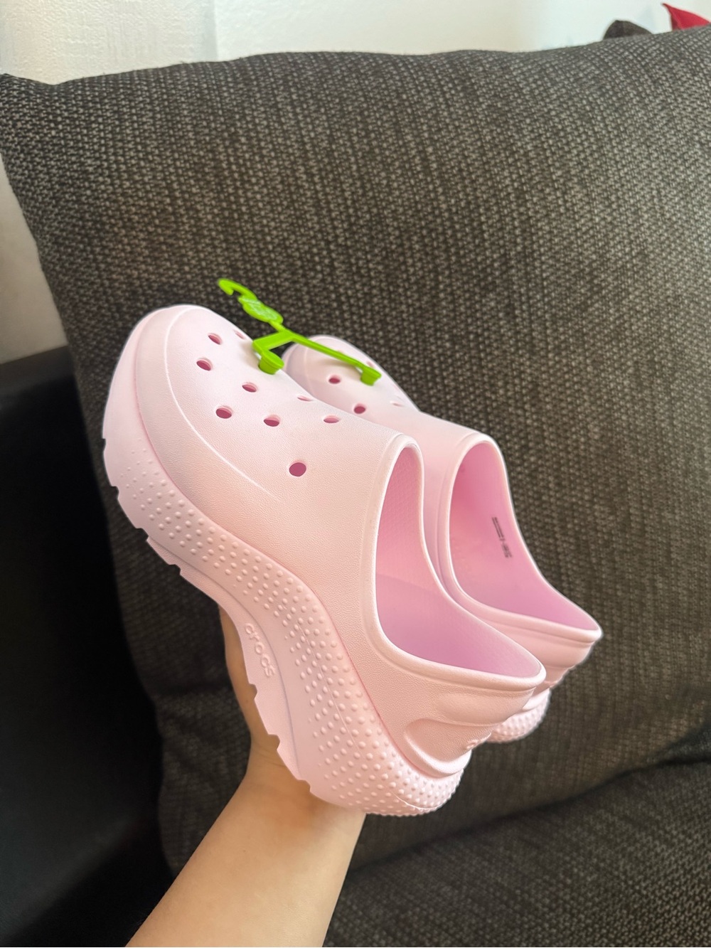 Crocs Milk Pink sneakers size J3/5w